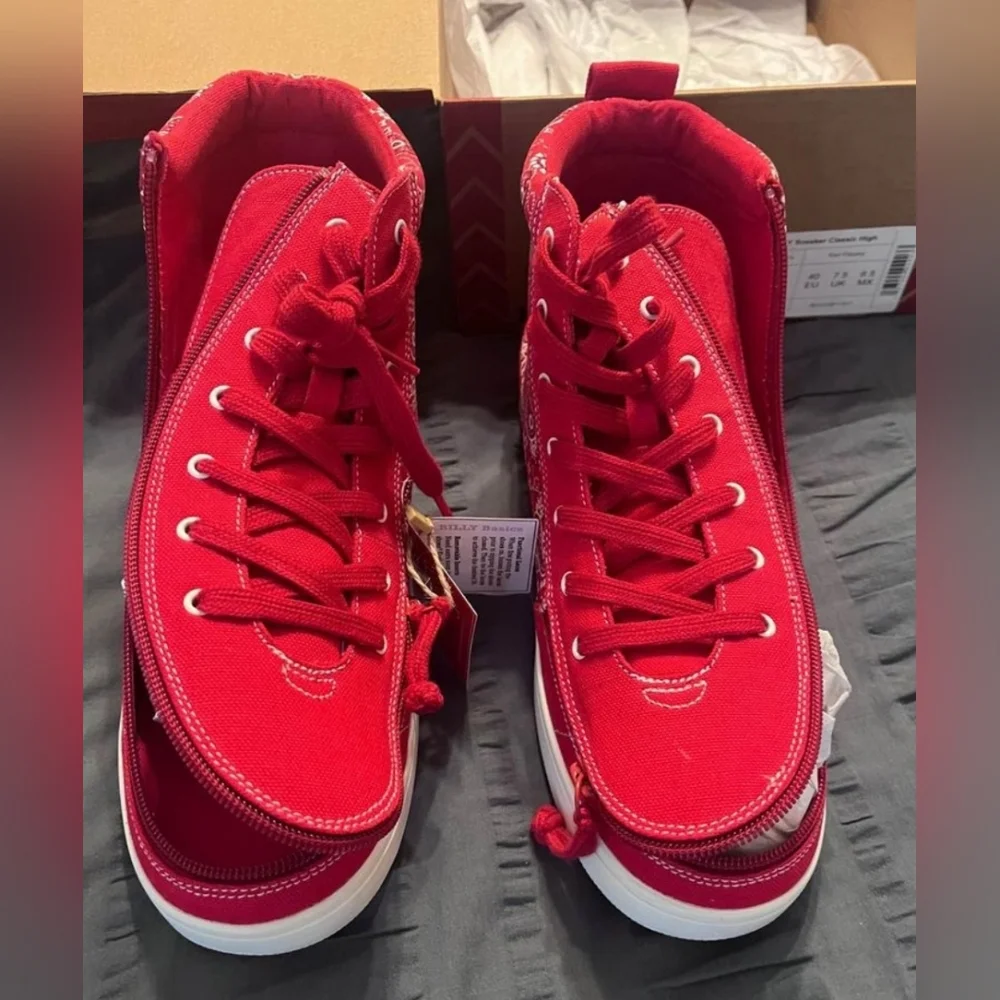 Women's Red and White Paisley Footwear/Sneakers/New/Size 9.5M - Picture 3 of 7